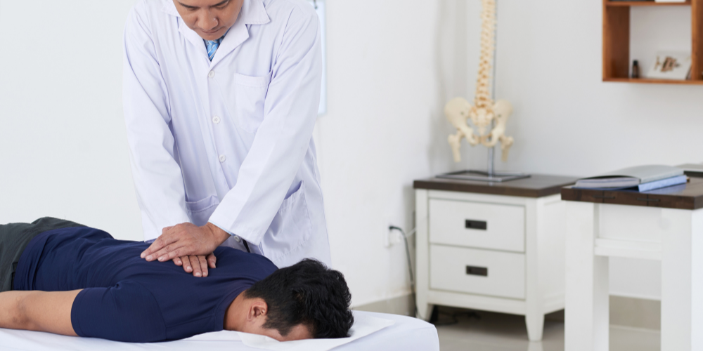 4 Myths about Chiropractors | Accident Treatment Centers