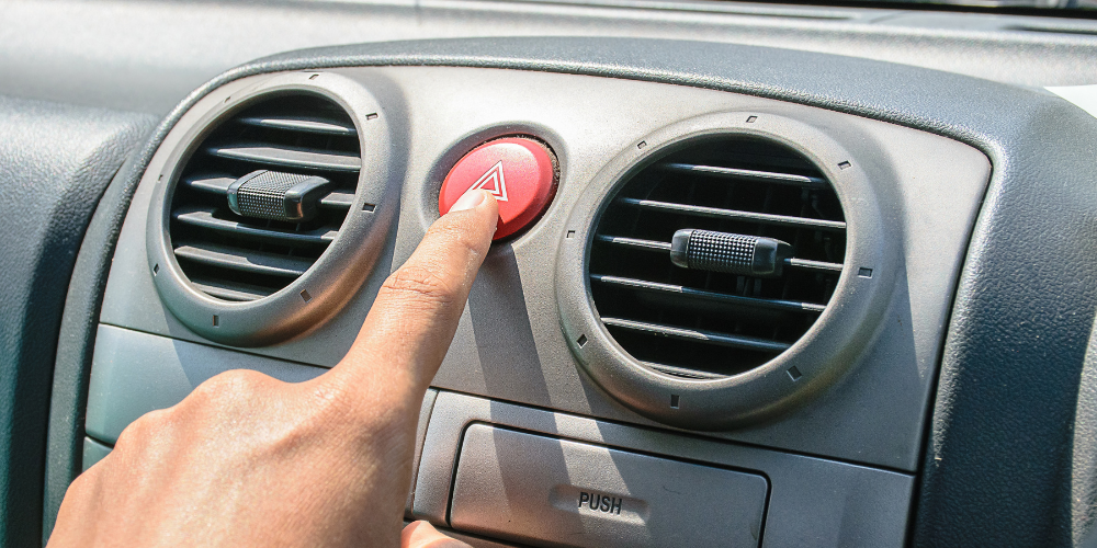 5 Things You Need In Your Car In Case Of Emergency, Accident Treatment Centers