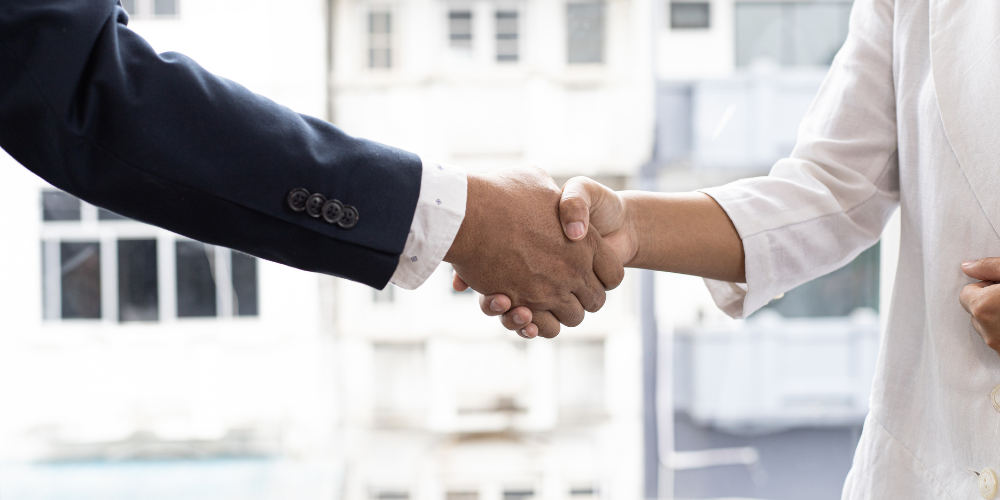 How We Work Hand-in-Hand with Attorneys_Hand In Hand