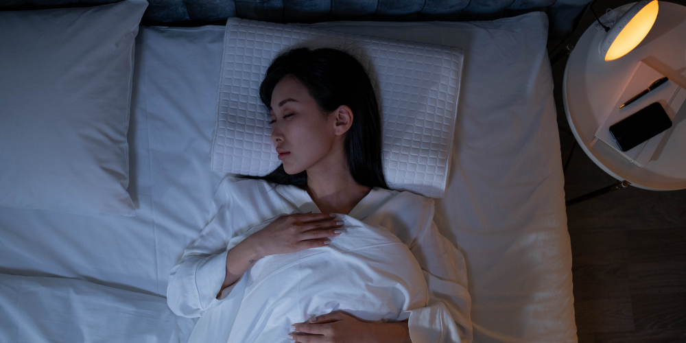 Sleeping Tips To Minimize Neck Pain-Sleep on your back